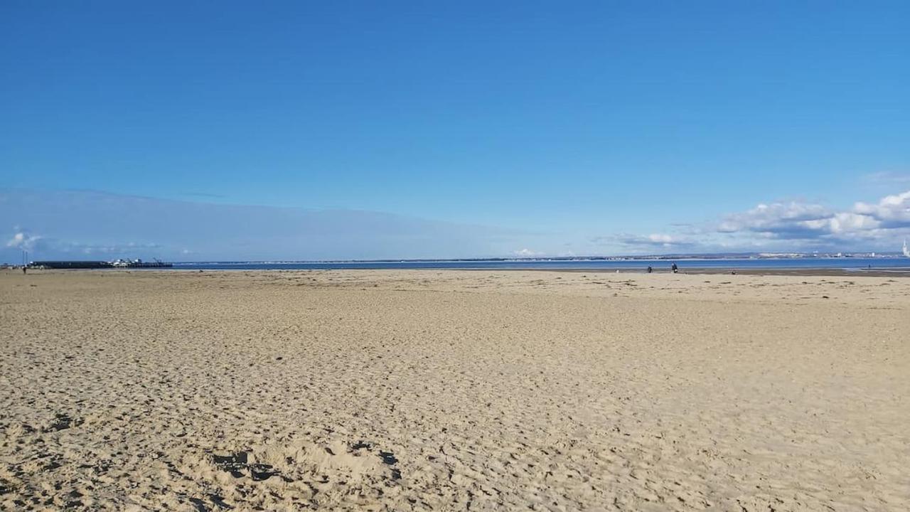Anchor Down Cottage The Perfect Seaside Retreat Sleeps 4 Beach 2 Mins Ryde  Exterior foto
