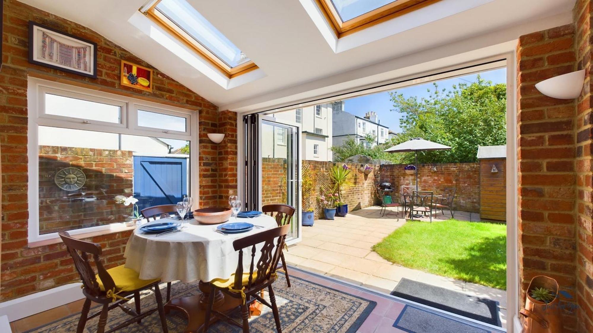 Anchor Down Cottage The Perfect Seaside Retreat Sleeps 4 Beach 2 Mins Ryde  Exterior foto