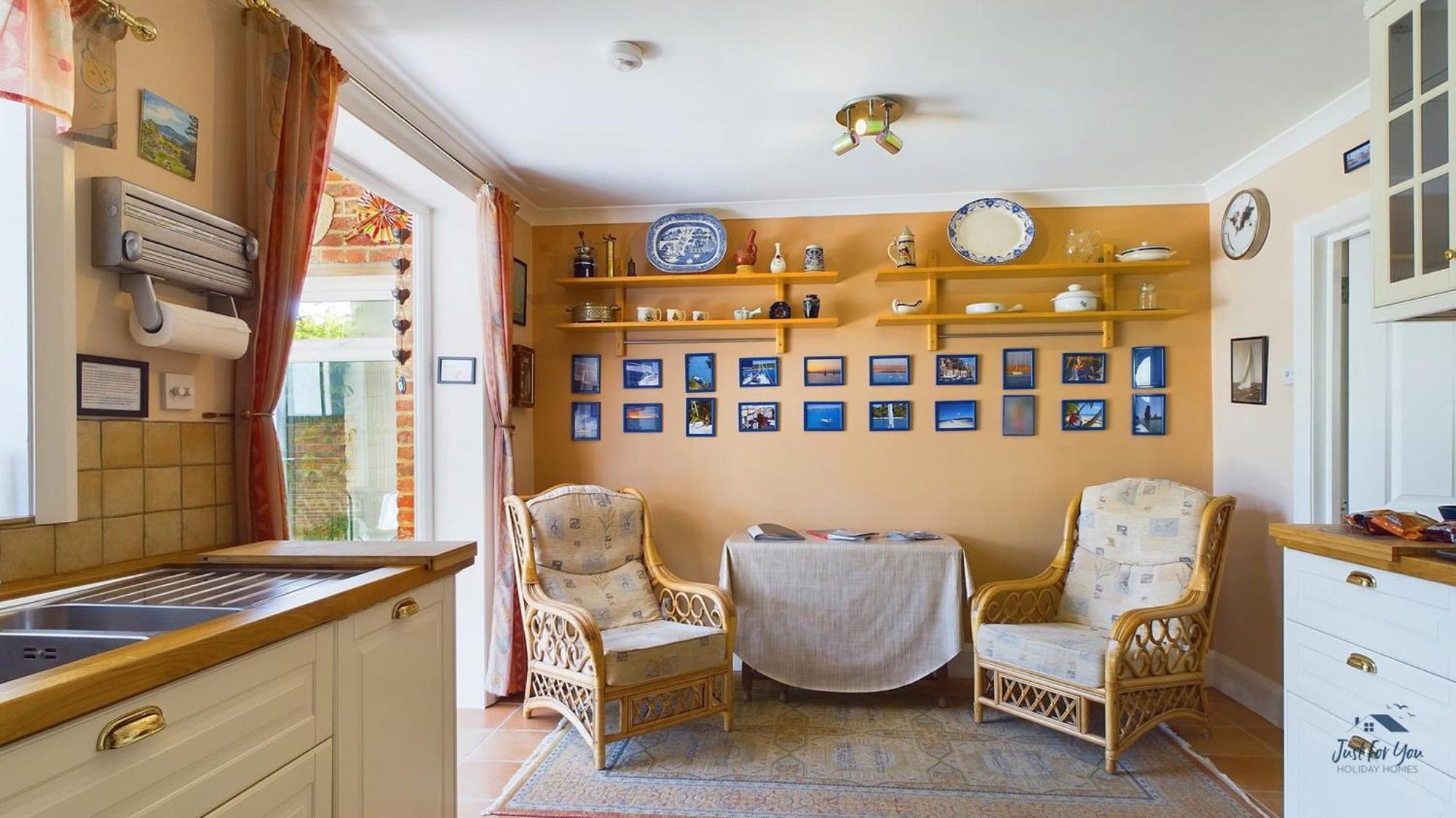 Anchor Down Cottage The Perfect Seaside Retreat Sleeps 4 Beach 2 Mins Ryde  Exterior foto
